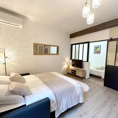 Le Cosy Nimois, Charme Et Terrasse Au Coeur De Nimes Apartment Exterior photo